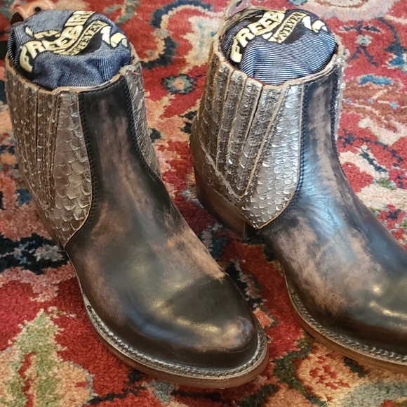 Freebird Salamanca Brown Boots - Picture 4 of 7